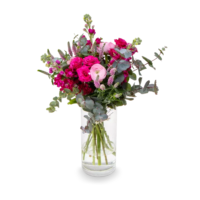 kytice trsových růží, ranunculusu a mathiol